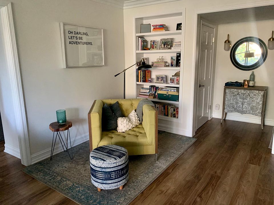 1st image of 289 S Barrington Ave #102A