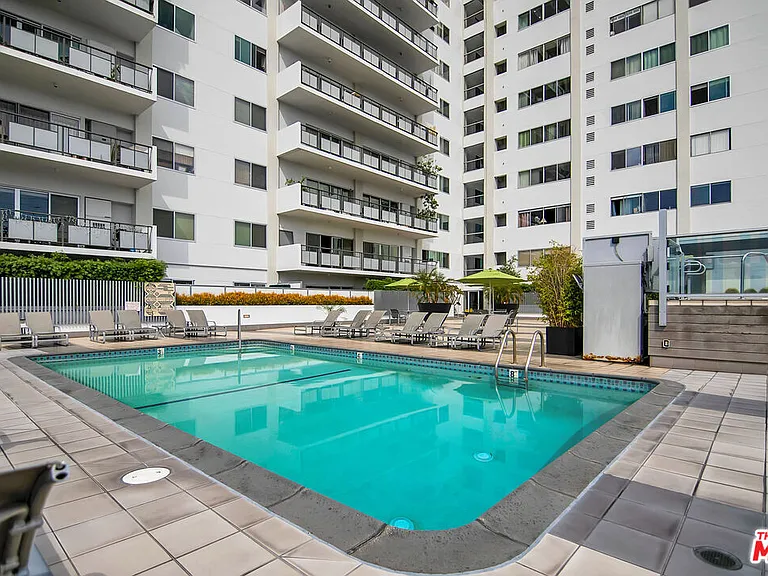 1155 N La Cienega Blvd #1103 — Photo 30