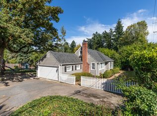 2001 Country Club Rd, Lake Oswego, OR 97034