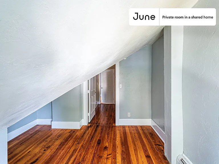 6 Haskell St #E — Photo 4
