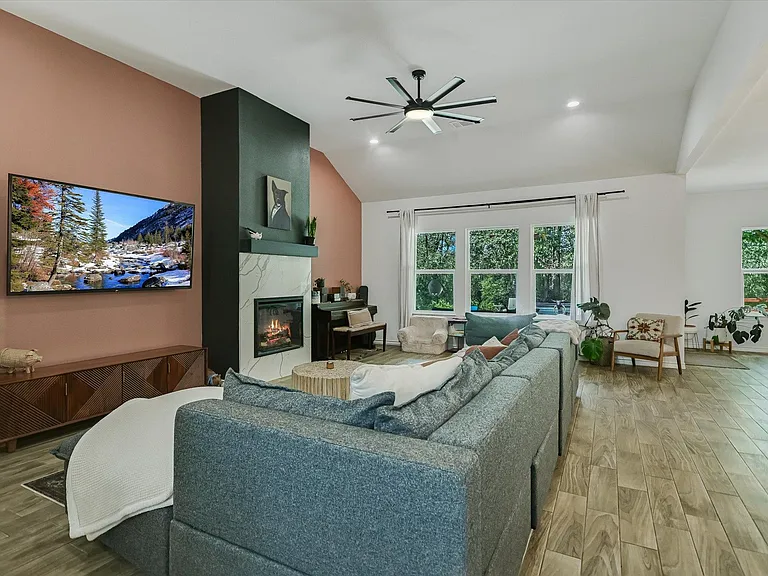 671 Shiloh Rd — Photo 5