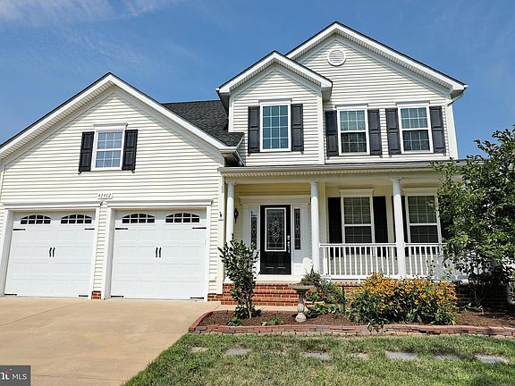 2nd image of 41412 Whimsical Ct