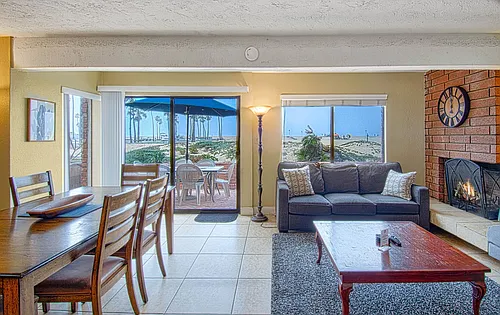 414 E Oceanfront Photo 1