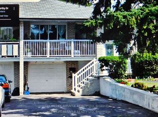 7543 Langworthy Dr, Mississauga, ON L4T 2R8