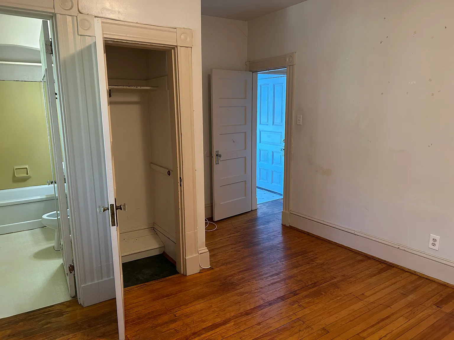 706 County St — Photo 3