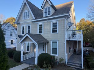 211 Knickerbocker Ave, Stamford, CT 06907