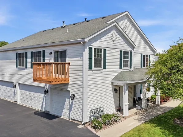 729 Fieldcrest Dr Unit C, South Elgin, IL 60177