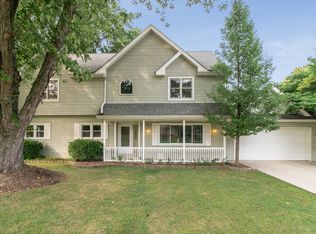 437 Illinois Rd, Frankfort, IL 60423