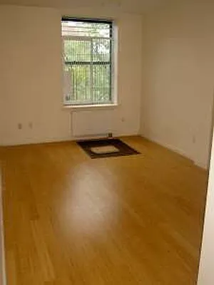 Rented by Elinor Taasa, LREB | media 22