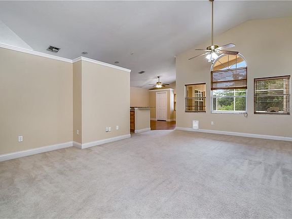 5th image of 222 Brightview Dr