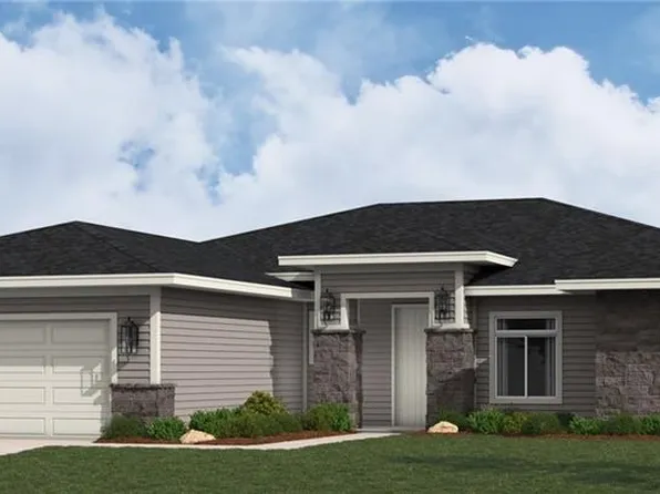 1659 Grayhawk Dr, Basehor, KS 66007