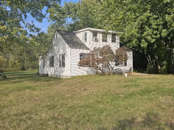 5350 Airline Rd, Muskegon, MI 49444