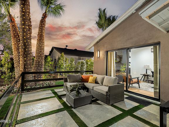 4th image of 8422 E FAIRMOUNT Avenue