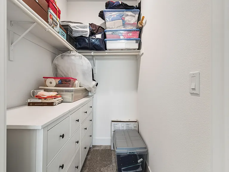 1304 Bloom Ln — Photo 36