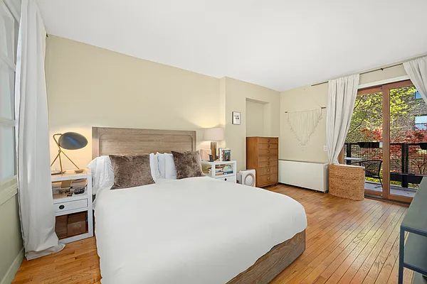 Rented by Corcoran | media 20