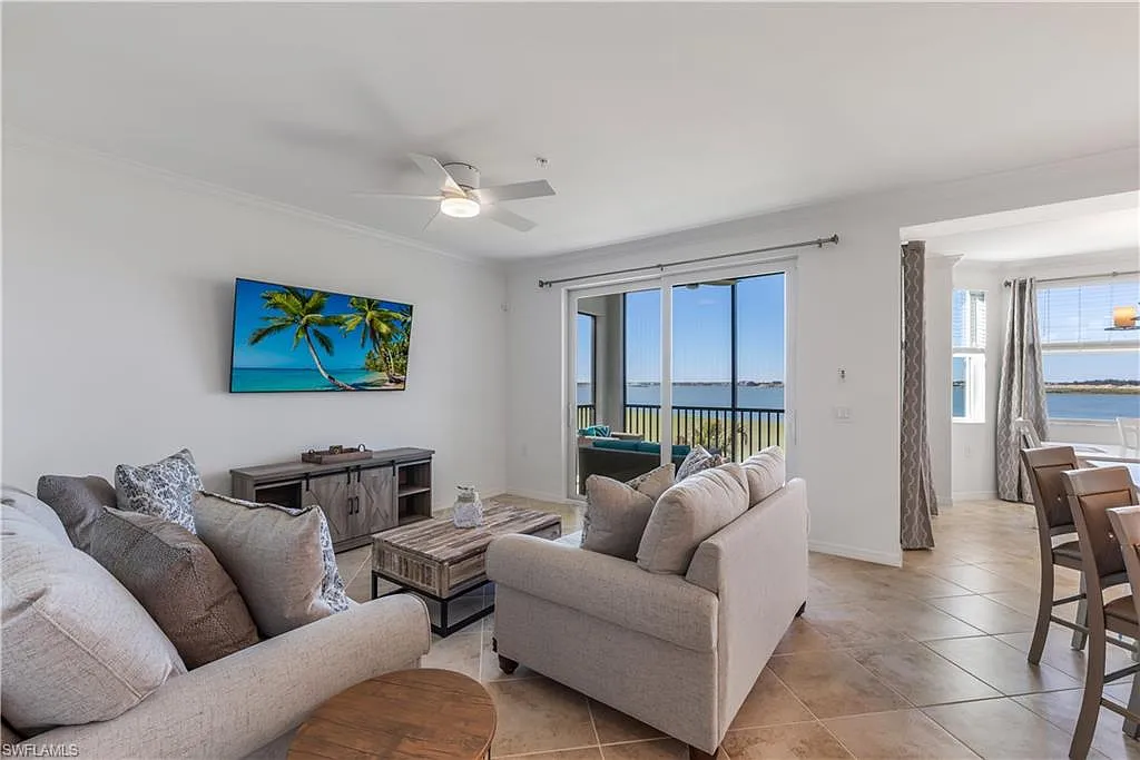 2 bed, 2.0 bath, 1154 sqft, $6,000 — Photo 2