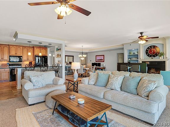 4th image of 985 Summer Place Dr Unit 4B