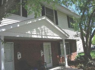410 S Frontenac St 3 #3, Aurora, IL 60504