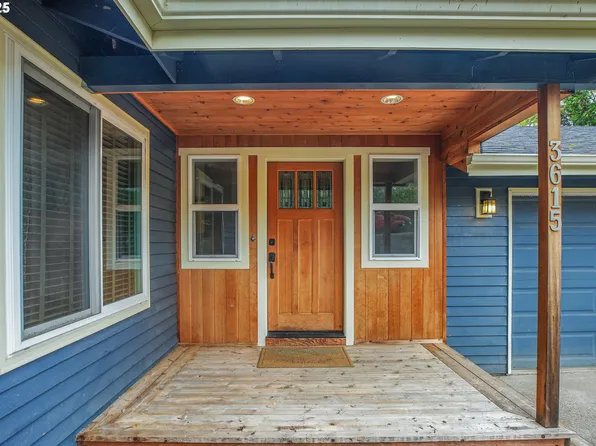 3615 SW Huber St, Portland, OR 97219