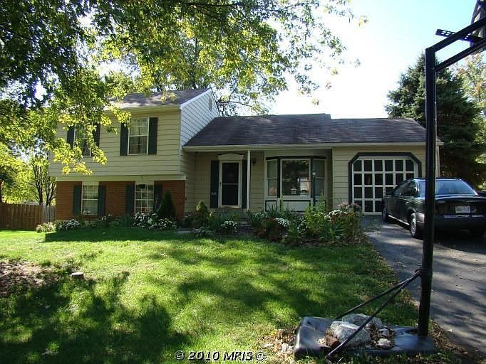 1st image of 8821 Adventure Ave