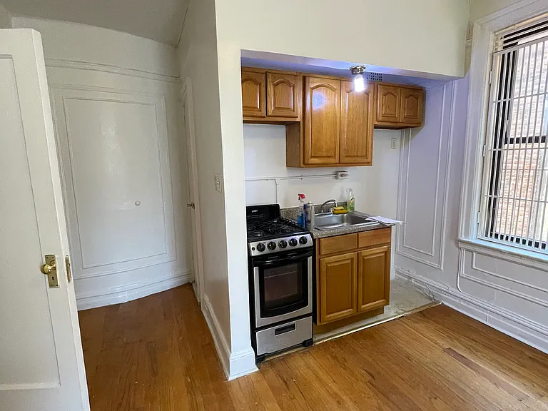 517 W 161st St #55 — Photo 1
