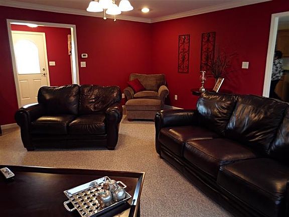 5th image of 30 Audubon Dr