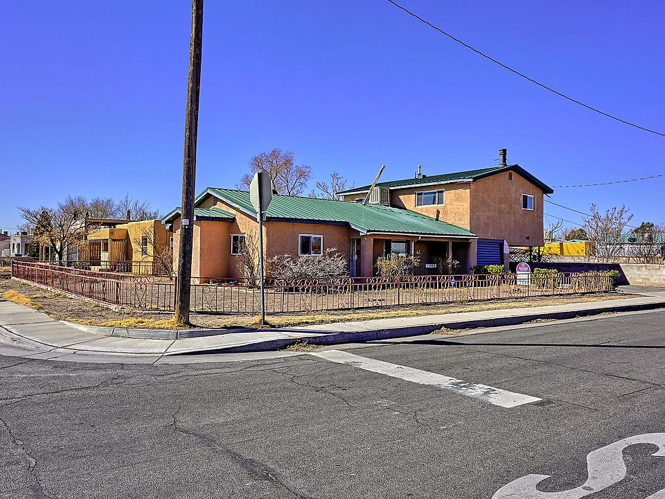 1st image of 1004 Delamar Ave NW