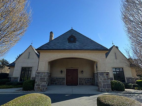4th image of 3112 Lake Pointe Dr