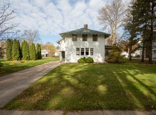 233 Prospect Ave, Waterloo, IA 50703