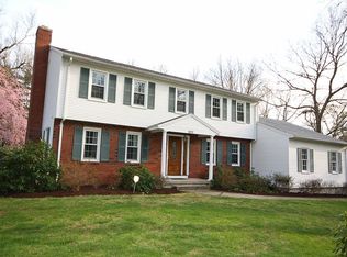 277 Academy Dr, Longmeadow, MA 01106