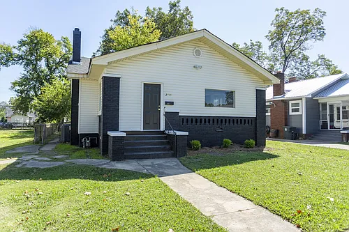 2715 Avenue H Photo 1