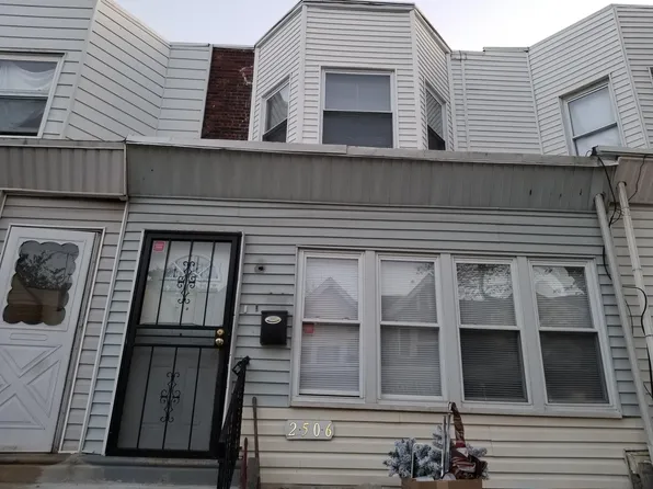 2506 Bonnaffon St, Philadelphia, PA 19142