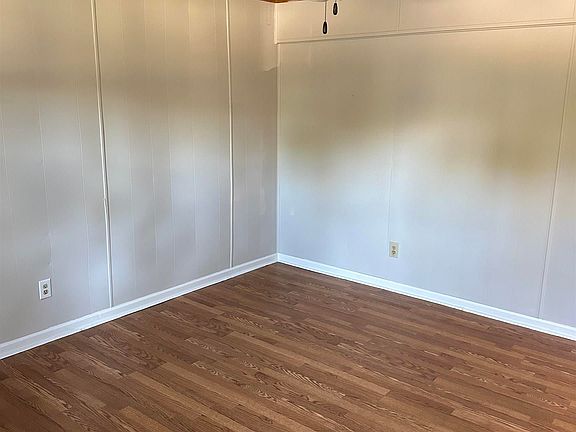 2nd image of 1402 Rison Ave NE #B