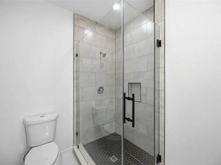 8412 Darien St #B — Photo 13