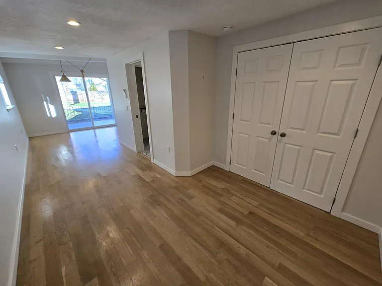167 Robbins Ave #B — Photo 10