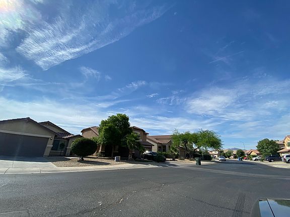 4th image of 3422 S 98th Dr