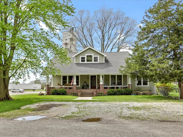 103 N Jefferson St, Fithian, IL 61844