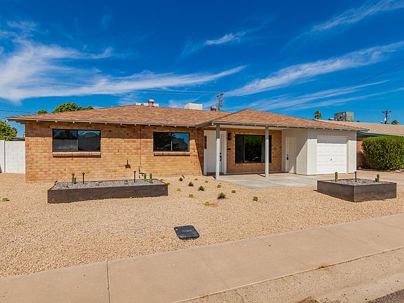 2nd image of 2416 N 72nd Pl