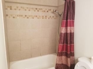 77 Windsor Ln, Willingboro, NJ 08046