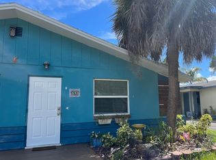 631 Lyndhurst St, Dunedin, FL 34698