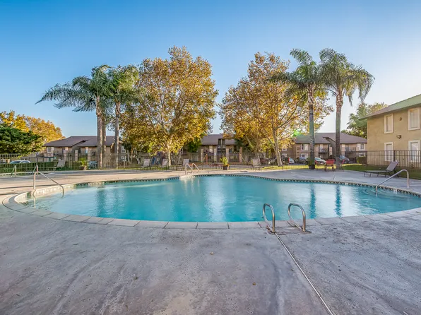 Maple Hill, 18215 Foothill Blvd #113b38668, Fontana, CA 92335
