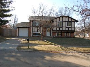 11956 Sarthe Dr, Maryland Heights, MO 63043