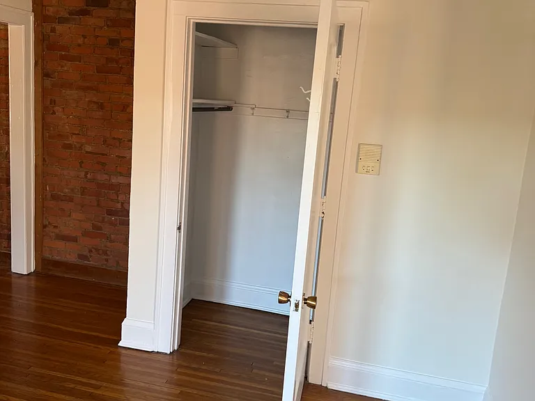 2781 Hampshire Rd — Photo 7