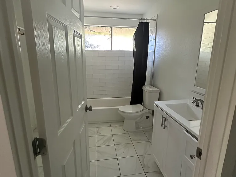 3508 Foxcroft St — Photo 11