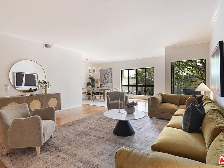 651 Wilcox Ave #1E — Photo 4
