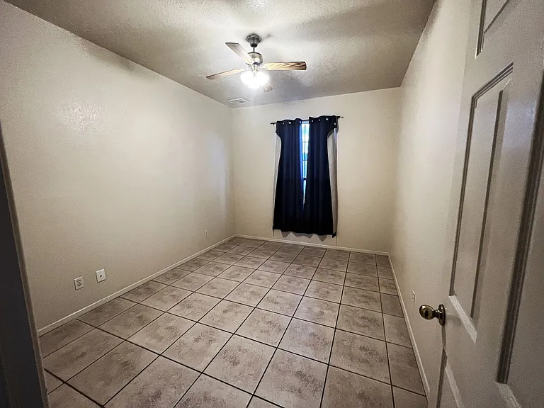 740 Canyon Point Rd — Photo 19