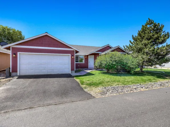 621 SE Scotch Pine Way, Madras, OR 97741
