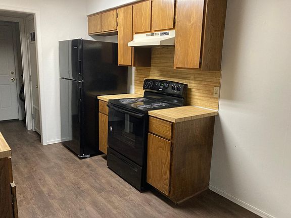 Kitchen with matching appliances