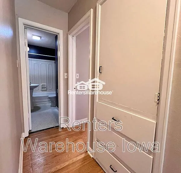 1144 Polk Blvd — Photo 8