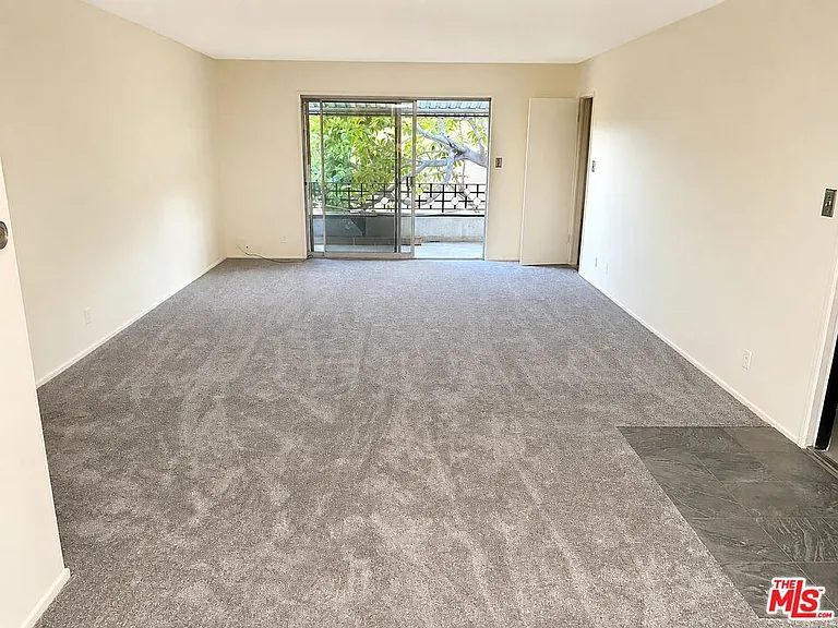 3320 Griffith Park Blvd #7 — Photo 11